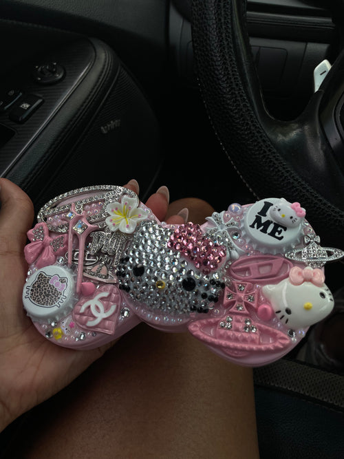 Custom compact bow junk mirror